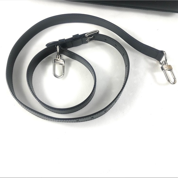 💥NEW💥 LOUIS VUITTON EPI MESSENGER BAG - Picture 11 of 14